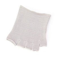 グレーベージュ